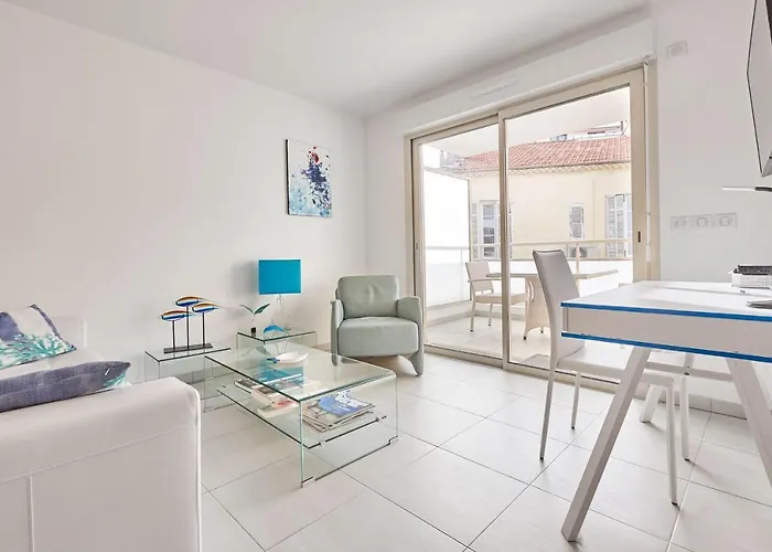Apartment Montaigne Cannes